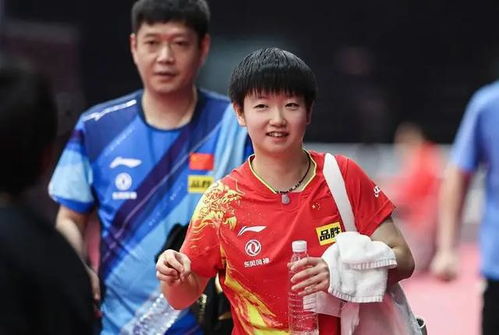 邱贻可女儿荣获跳绳比赛冠军